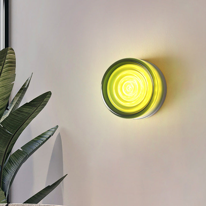 Elizabeth wall lamp